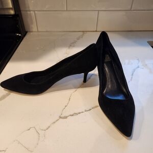 White House Black Market Elegant Black Suede Heels Size 8